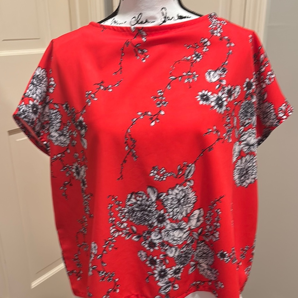Bryn Walker Red Boxy Short Sleeve Blouse